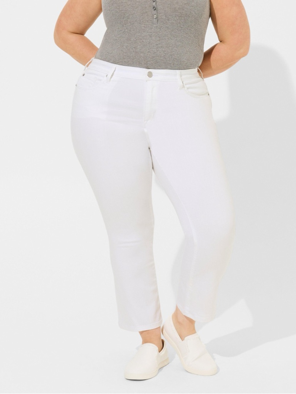 Torrid NEW Size 14 Crop Sky High Boot Super Soft Rise White Jeans